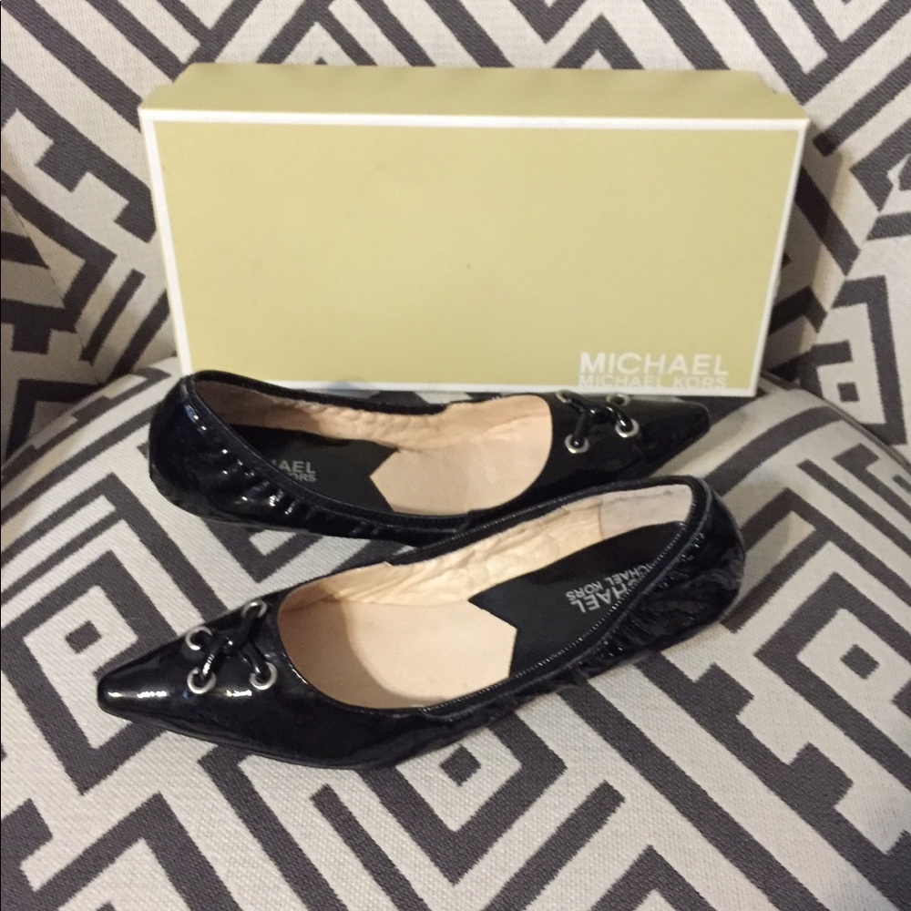 MICHAEL Michael Kors Astor Black Pumps Size 7.5 M
